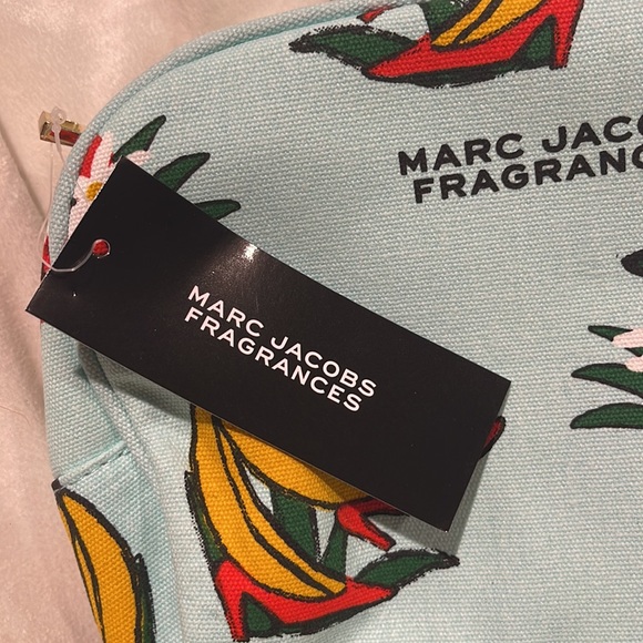 Marc jacobs make up puch - Picture 2 of 6